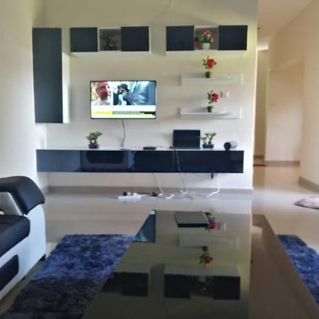 Spacious Zamtel Flat ลุซากา ภายนอก รูปภาพ